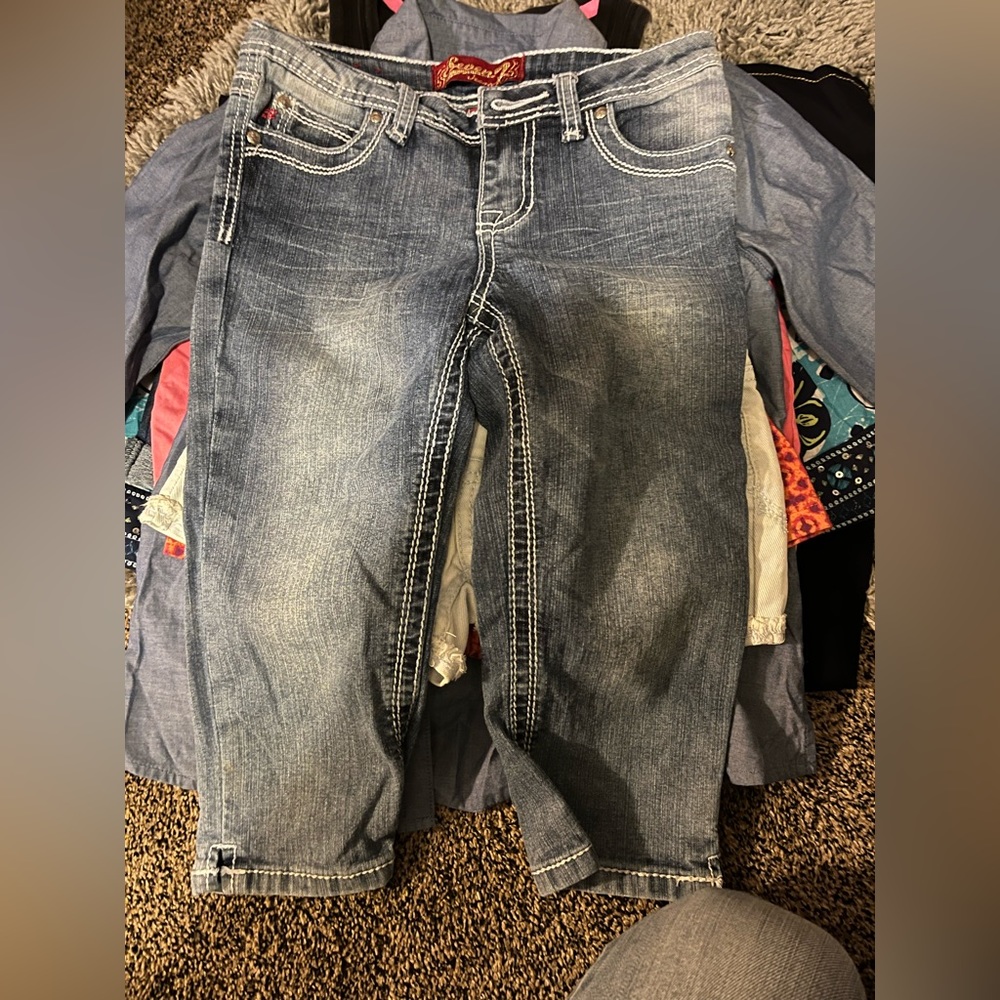 Girls clothes bundle - Picture 10 of 12